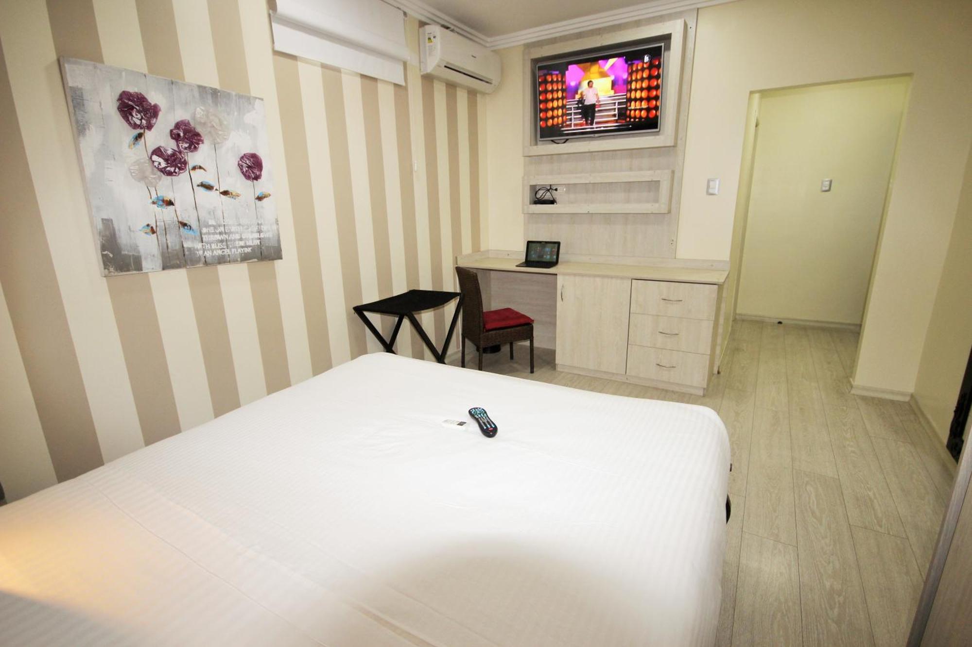 Cedros Inn Boutique Hotel Guayaquil Room photo