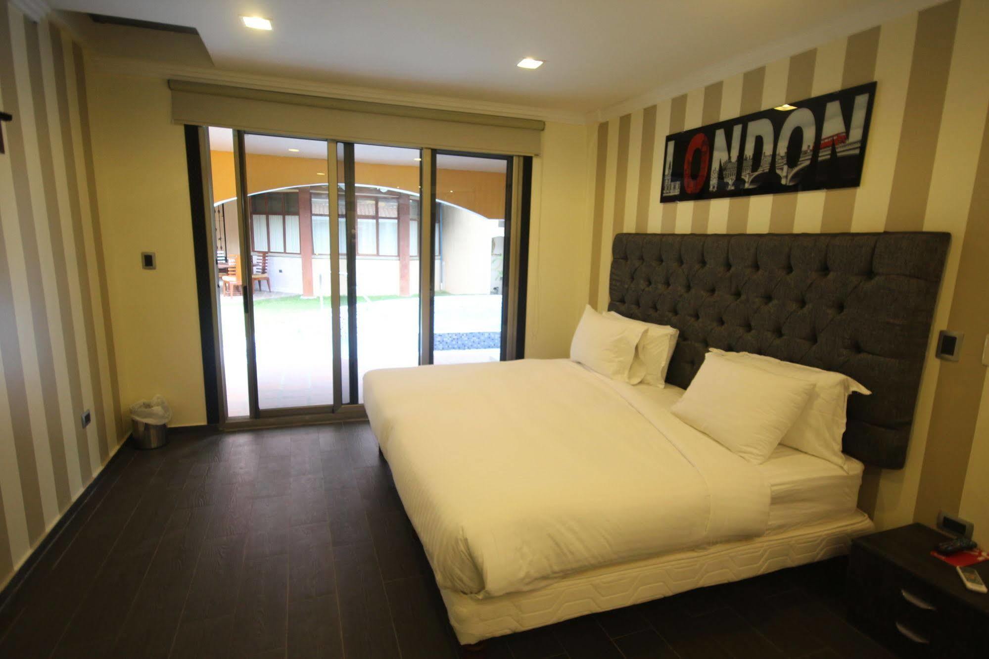 Cedros Inn Boutique Hotel Guayaquil Exterior photo